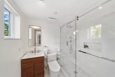 215 Palm Ave, Miami Beach, FL 33139 - Photo 28