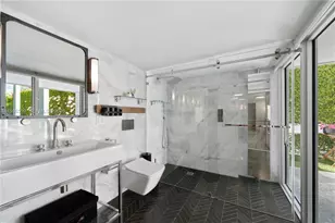 215 Palm Ave, Miami Beach, FL 33139 - Photo 40
