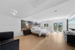 215 Palm Ave, Miami Beach, FL 33139 - Photo 18