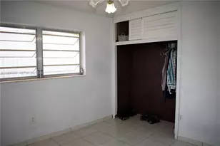 5349 W 14th Ln, Hialeah, FL 33012 - Photo 22