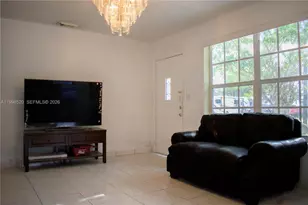 5349 W 14th Ln, Hialeah, FL 33012 - Photo 8