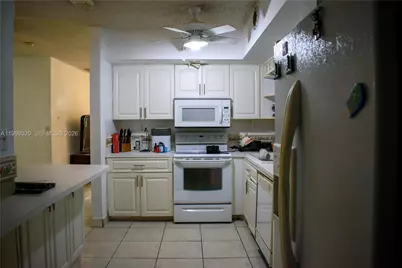 5349 W 14th Ln, Hialeah, FL 33012 - Photo 14