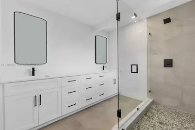 1428 NW 97th St, Miami, FL 33147 - Photo 14