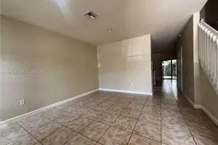 3211 SE 7th St, Homestead, FL 33033 - Photo 8