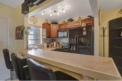 3536 NE 168th St #502, North Miami Beach, FL 33160 - Photo 4