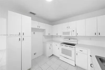 4540 SW 151st Pl, Miami, FL 33185 - Photo 14