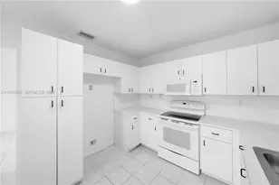 4540 SW 151st Pl, Miami, FL 33185 - Photo 14