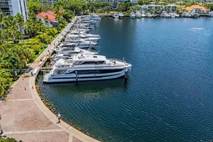 3598 Yacht Club Dr, Aventura, FL 33180 - Photo 40