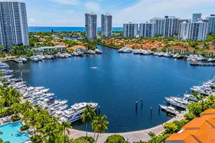 3598 Yacht Club Dr, Aventura, FL 33180 - Photo 34