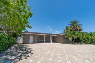 3129 Hollywood Blvd, Hollywood, FL 33021 - Photo 2