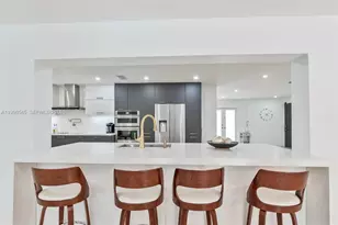 17420 SW 84th Ct, Palmetto Bay, FL 33157 - Photo 6