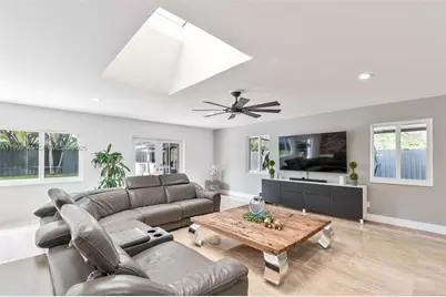 17420 SW 84th Ct, Palmetto Bay, FL 33157 - Photo 8