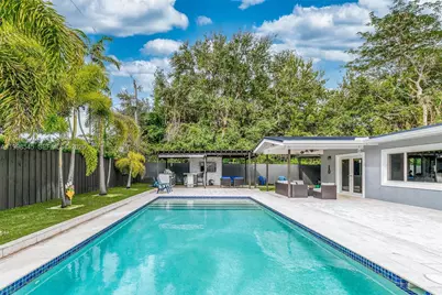17420 SW 84th Ct, Palmetto Bay, FL 33157 - Photo 2
