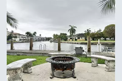 455 Golden Isles Dr #309, Hallandale Beach, FL 33009 - Photo 16