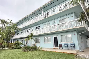 455 Golden Isles Dr, Hallandale Beach, FL 33009 - Photo 20