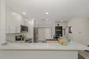 3325 Torremolinos Ave, Doral, FL 33178 - Photo 22