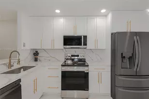 3325 Torremolinos Ave, Doral, FL 33178 - Photo 20