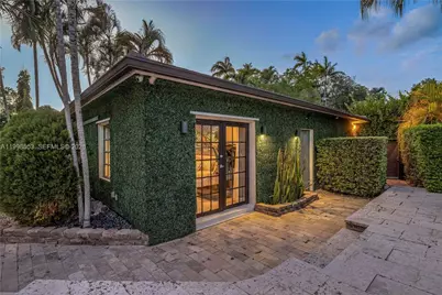 1001 NE 96th St, Miami Shores, FL 33138 - Photo 6
