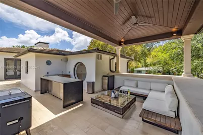 1001 NE 96th St, Miami Shores, FL 33138 - Photo 44