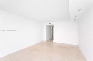 555 NE 15th St, Miami, FL 33132 - Photo 10