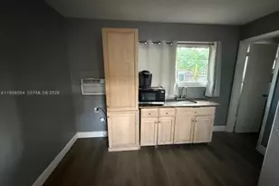 4148 SW 24th St, Fort Lauderdale, FL 33317 - Photo 6