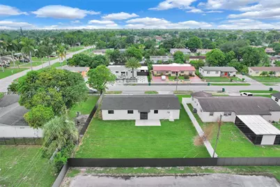 2225 NW 195th St, Miami Gardens, FL 33056 - Photo 8