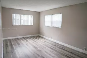 4280 Woodside Dr, Coral Springs, FL 33065 - Photo 2