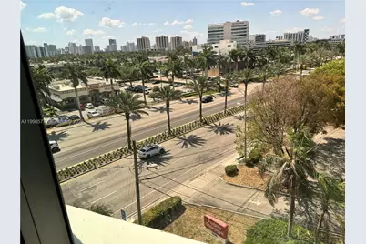 21290 Biscayne Blvd #405, Aventura, FL 33180 - Photo 4