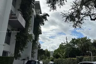 7801 NE 4th Ct, Miami, FL 33138 - Photo 18