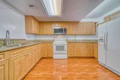 840 SW 105th Ave #318, Miami, FL 33174 - Photo 8