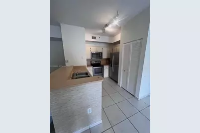 7220 NW 114th Ave #11216, Doral, FL 33178 - Photo 4