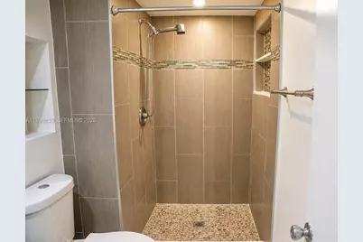 8695 NW 6th Ln #2-212, Miami, FL 33126 - Photo 12