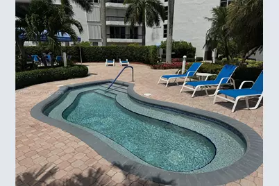 3530 Mystic Pointe Dr #2607, Aventura, FL 33180 - Photo 32