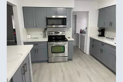 230 NE 2nd Pl, Dania Beach, FL 33004 - Photo 2