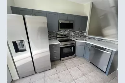 85 SW 16 Av #., Homestead, FL 33030 - Photo 16