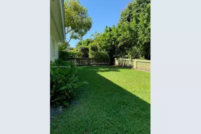 411 Alesio Ave, Coral Gables, FL 33134 - Photo 18