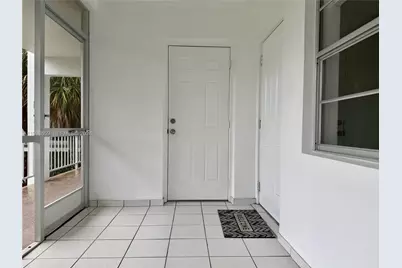 580 Egret Dr #212, Hallandale Beach, FL 33009 - Photo 6
