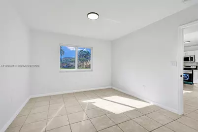 3398 NE 9th Dr #104, Homestead, FL 33033 - Photo 10