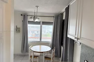 920 SW 11th Ave, Hallandale Beach, FL 33009 - Photo 4