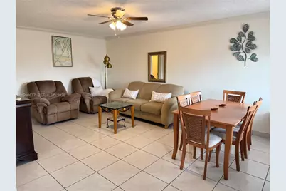 920 SW 11th Ave #11D, Hallandale Beach, FL 33009 - Photo 1