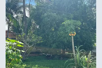 900 NW 75th St, Miami, FL 33150 - Photo 8