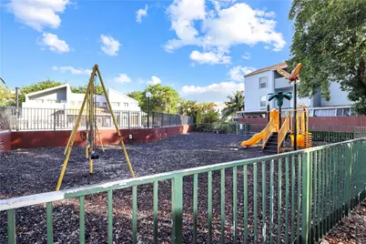 6095 W 18th Ave #S107, Hialeah, FL 33012 - Photo 18