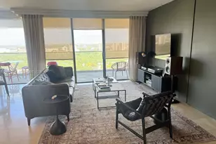 19707 Turnberry Way, Aventura, FL 33180 - Photo 1