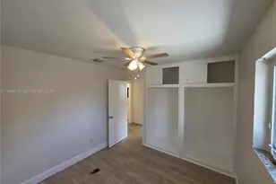 730 NW 5th St, Fort Lauderdale, FL 33311 - Photo 4