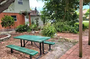 258 SW 1st Ct, Dania Beach, FL 33004 - Photo 26