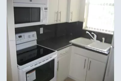 1801 S Treasure Dr #409, North Bay Village, FL 33141 - Photo 2