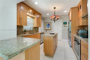 9830 SW 69th Ave, Pinecrest, FL 33156 - Photo 14