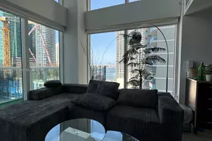 41 SE 5th St, Miami, FL 33131 - Photo 2