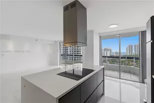 19101 NE 36th Ct, Aventura, FL 33180 - Photo 4