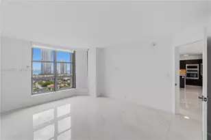 19101 NE 36th Ct, Aventura, FL 33180 - Photo 14